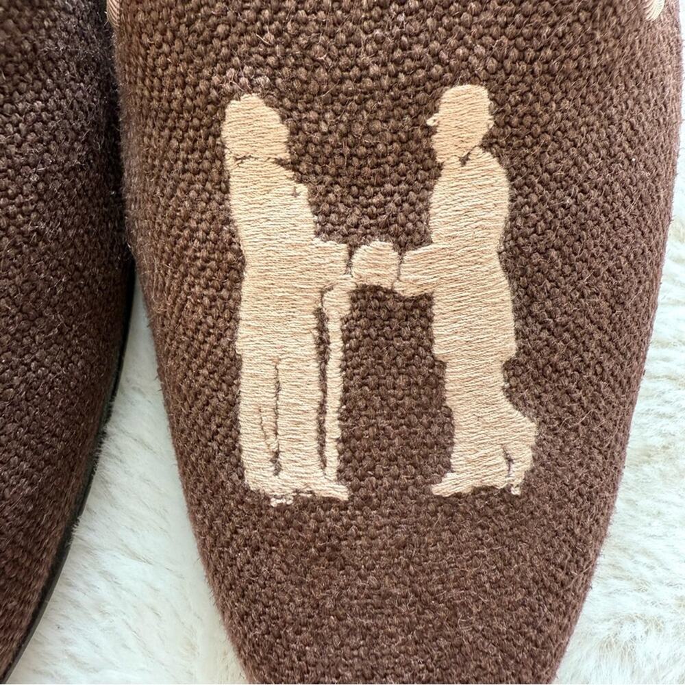 NEW!!! Hadleigh's Women Signature Logo Brown Tan shoes Size 11 Retail 595$ - Picture 5 of 5